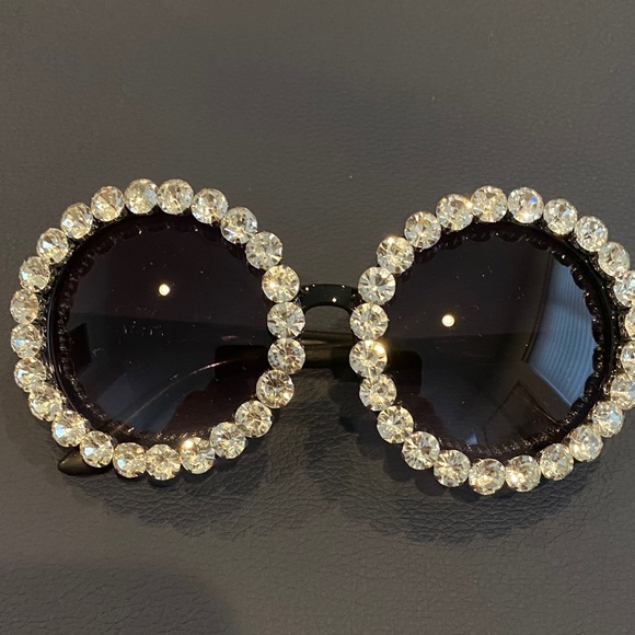 Accessories - Elegant Black Crystal-Embellished Sunglasses